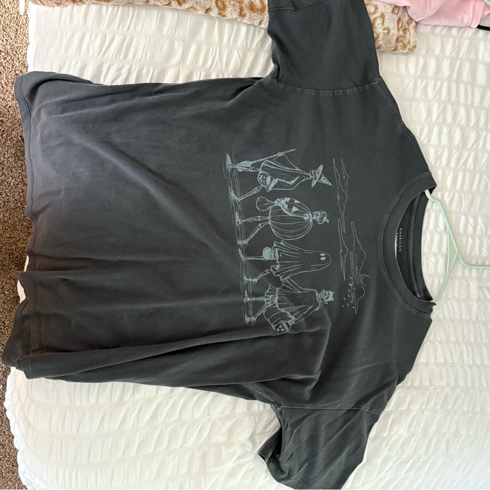 American Eagle Outfitters Charcoal Graphic Tee